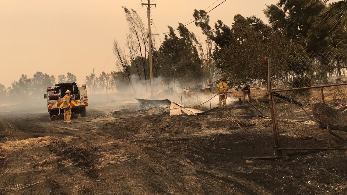 Wildfire sparks in North Sacramento, shuts down NB I5