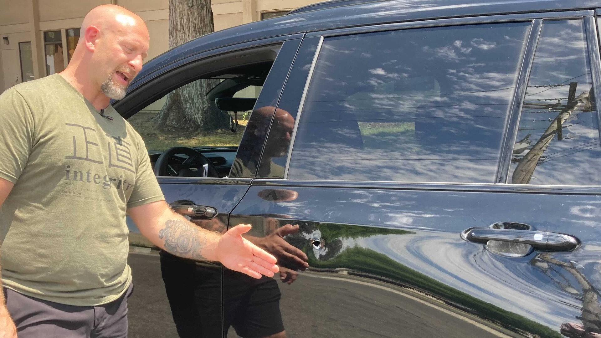 Heavy police presence reported in Carmichael