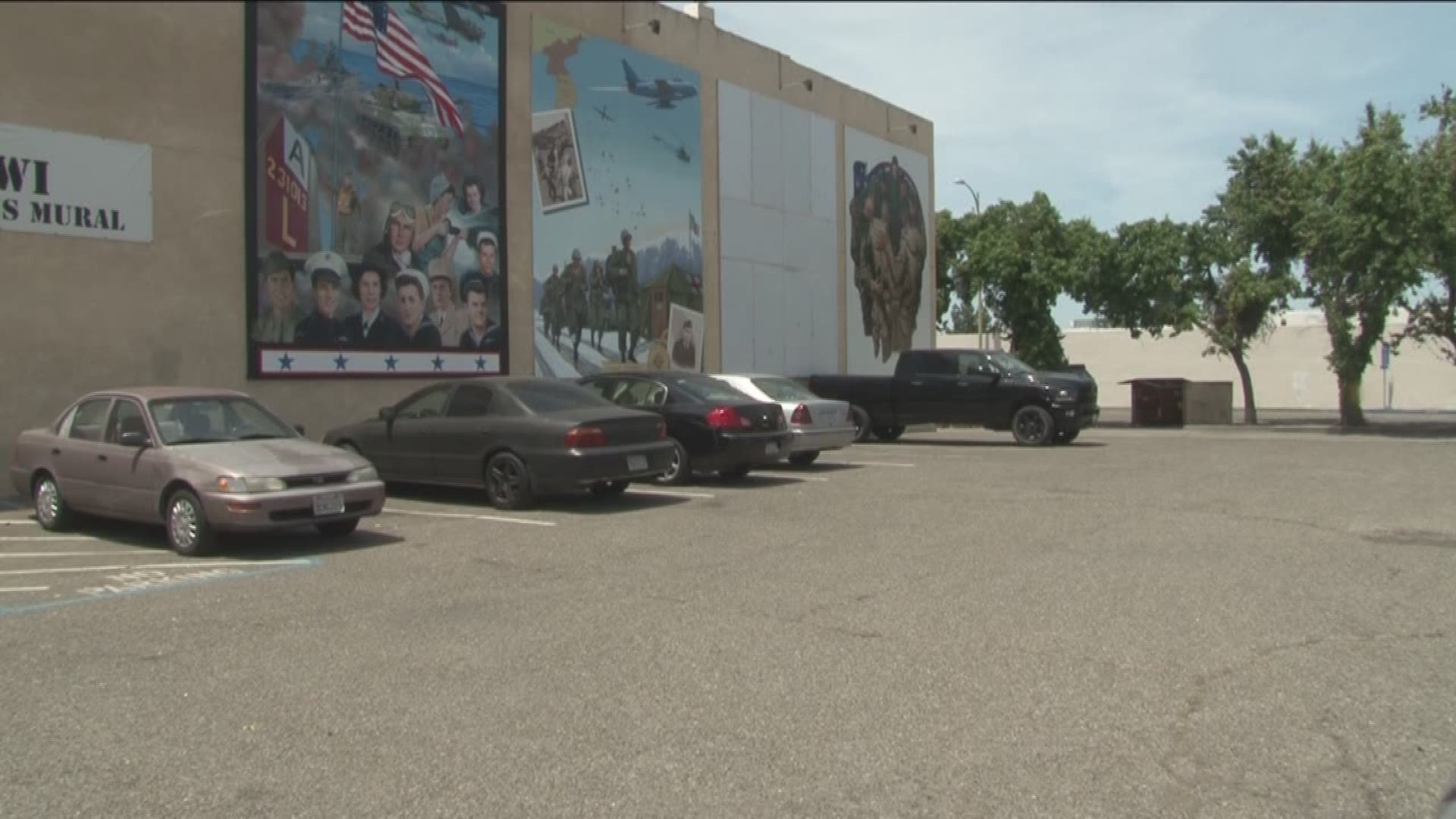 Vietnam mural nears completion in Manteca. (May 10, 2017)