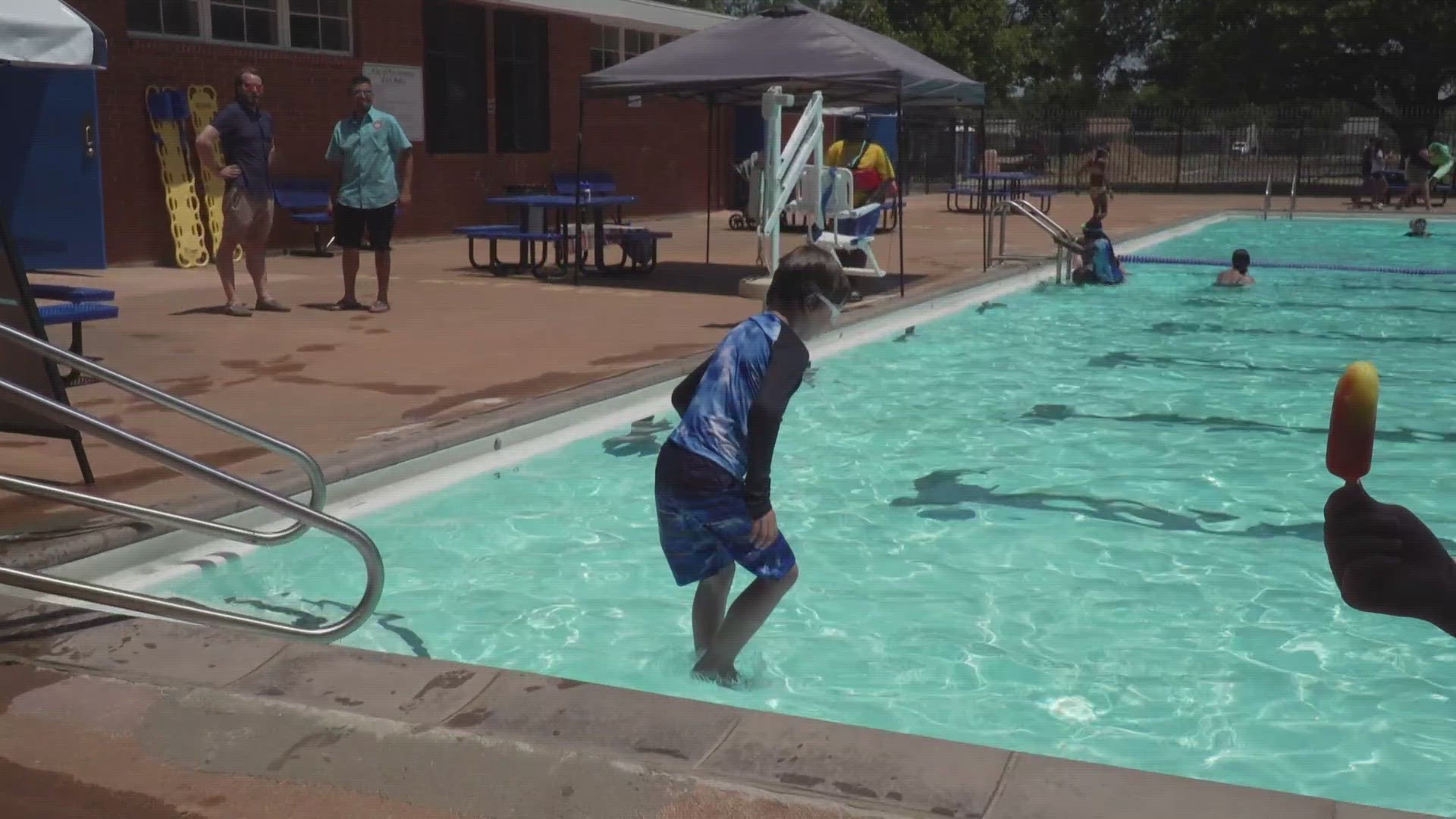 California heat wave record breaking heat hits sacramento abc10