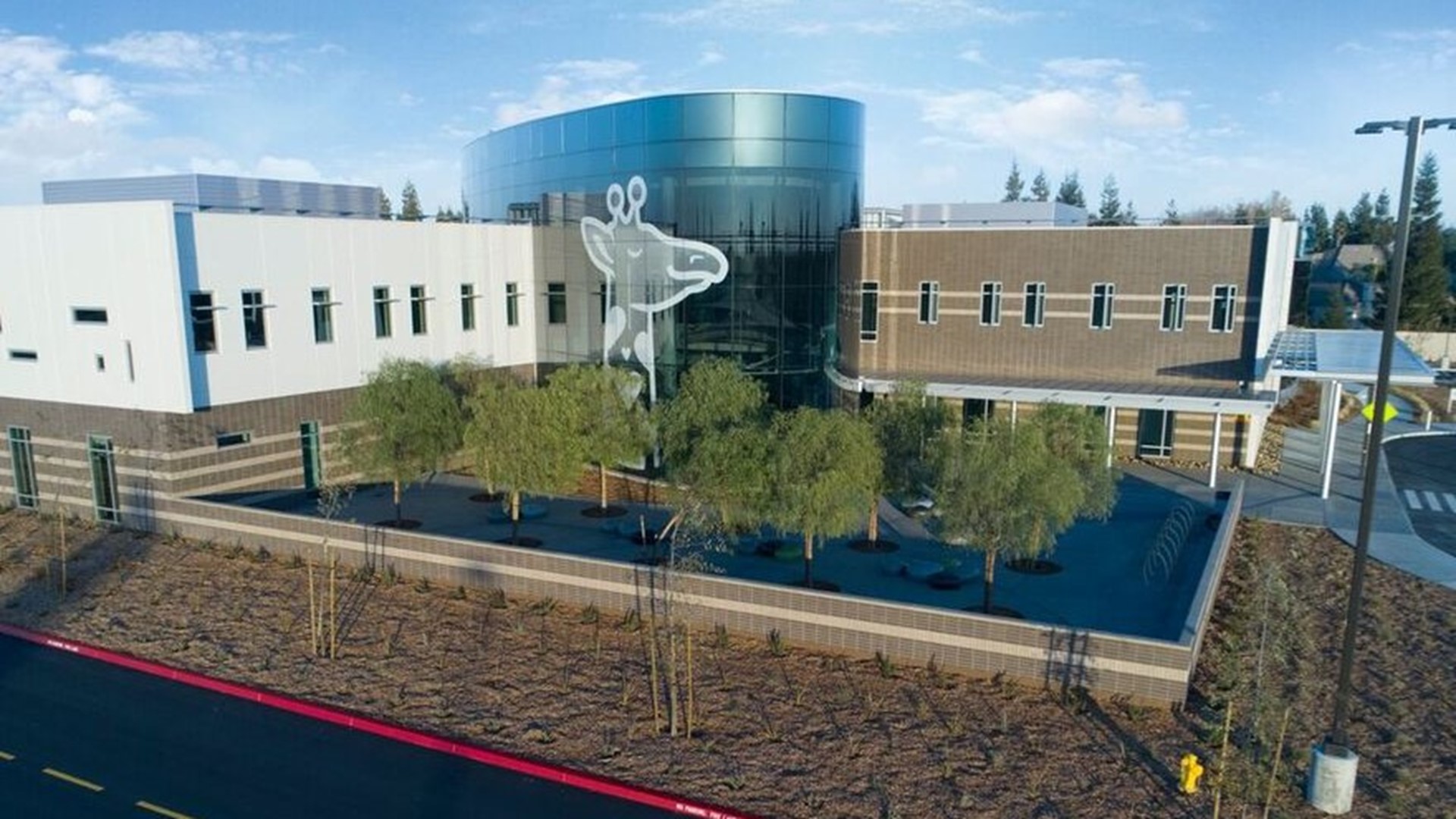 Valley Children's Hospital in Modesto officially opens Pelandale