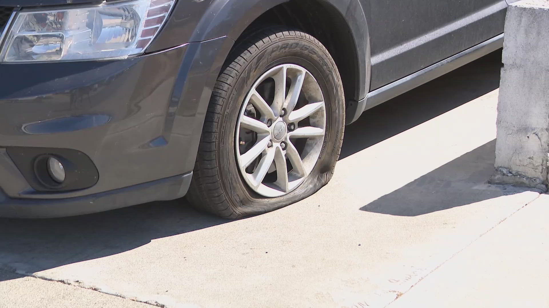 Tires of 20+ cars slashed overnight in North Highlands neighborhood. The Sacramento County Sheriff's Office is investigating. (From Sept. 14, 2024)