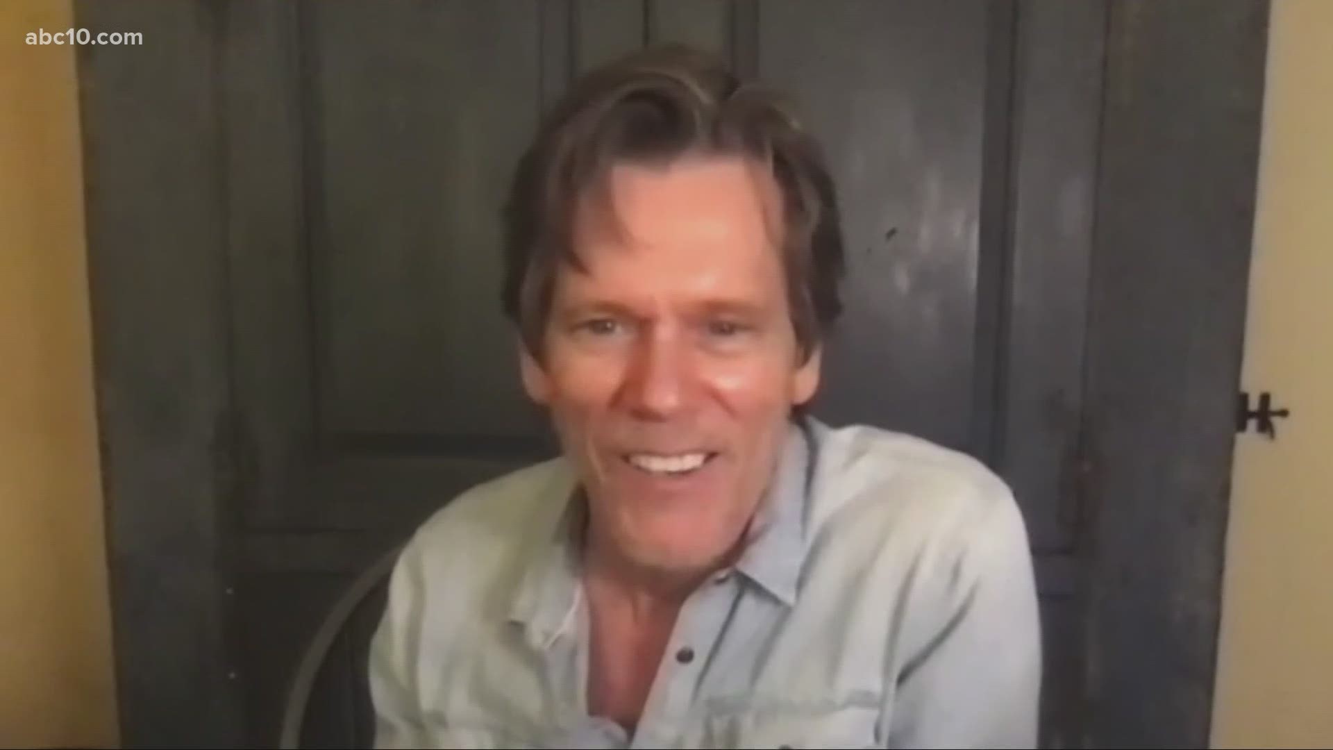 Kevin Bacon talks about turkey bacon in 'You Should Have Left' interview.