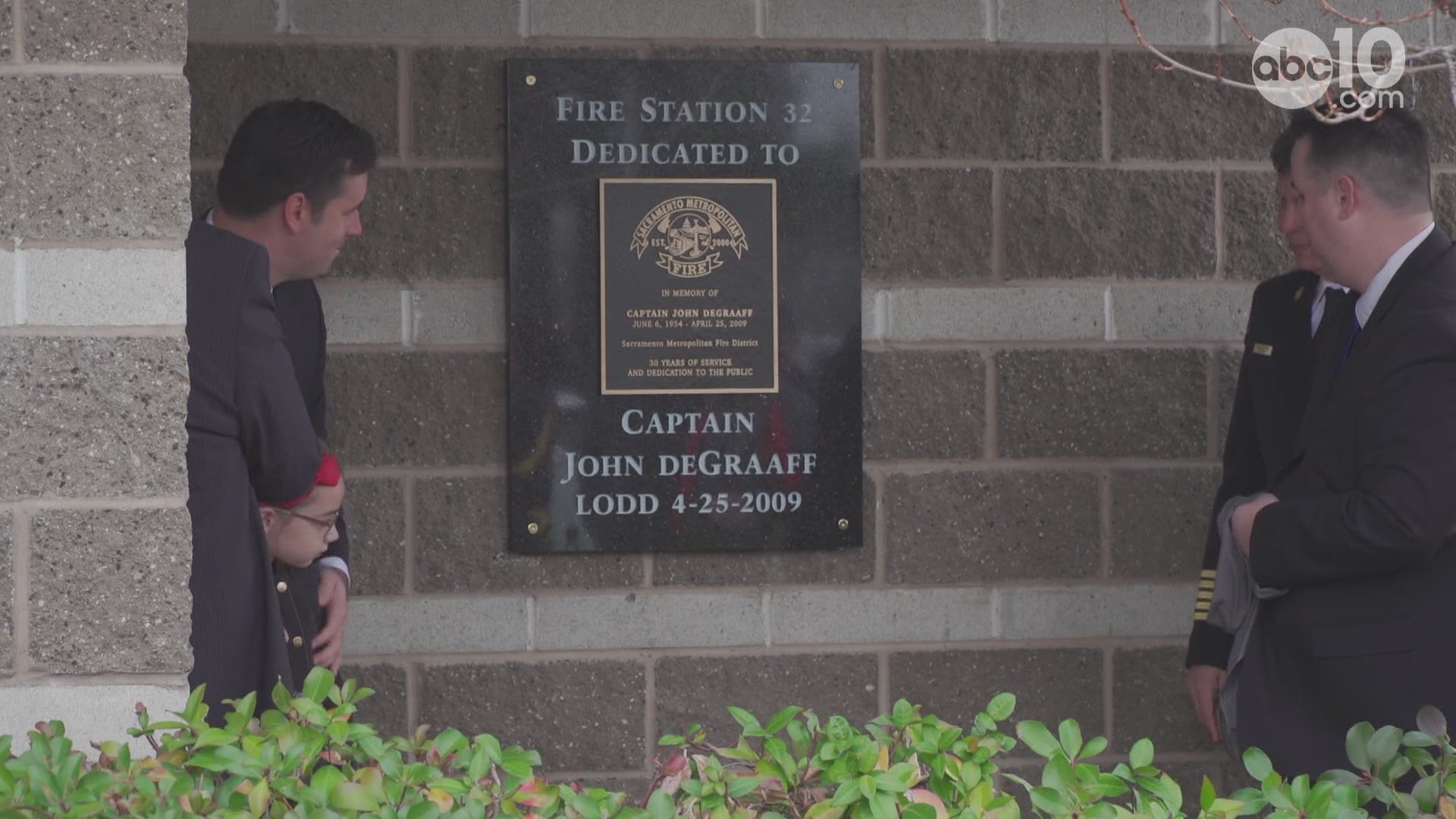 At a ceremony Monday, officials dedicated Fire Station 32 in Fair Oaks to Capt. John de Graaff. ABC10 Photojournalist Mike Garza covered the event.