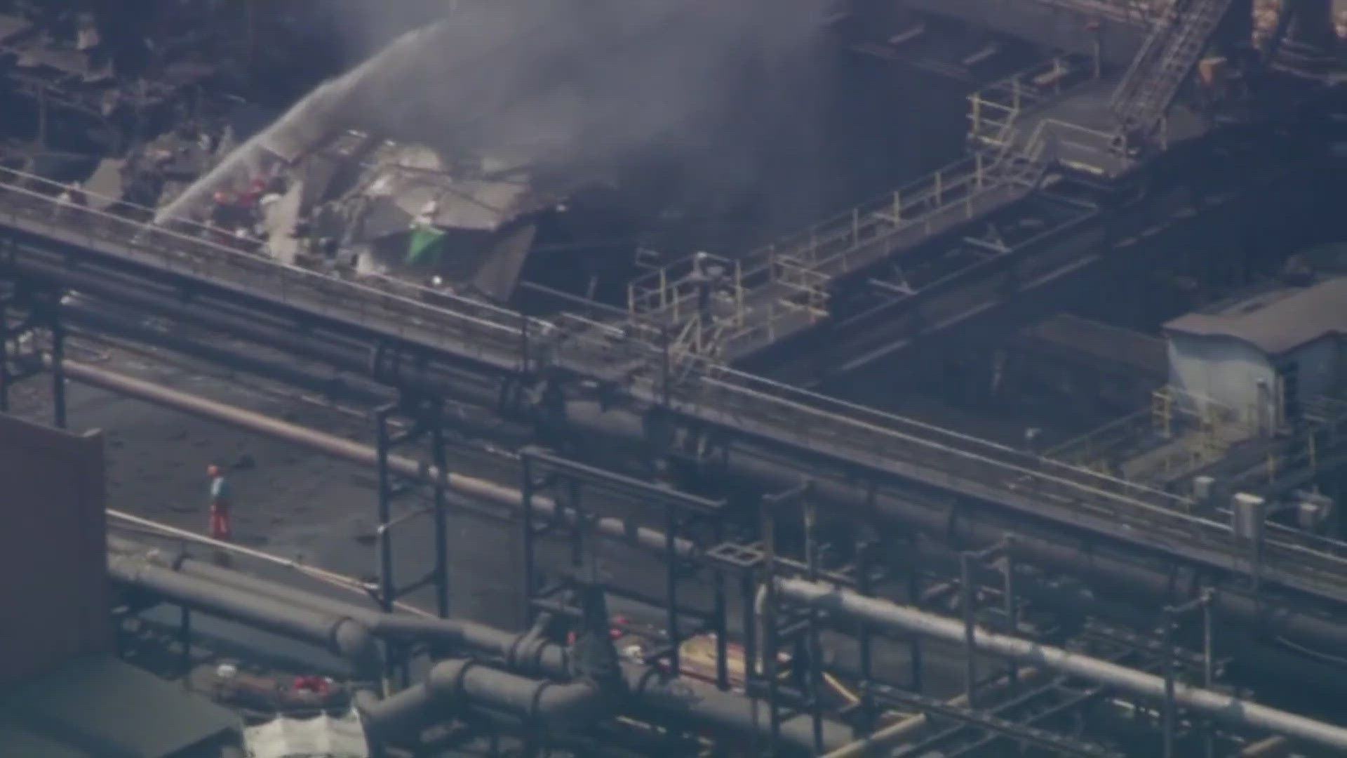 You Need To See This: Worker'S Video Of Us Steel Plant Explosion ("It Shook My Chest") - ng40z5e