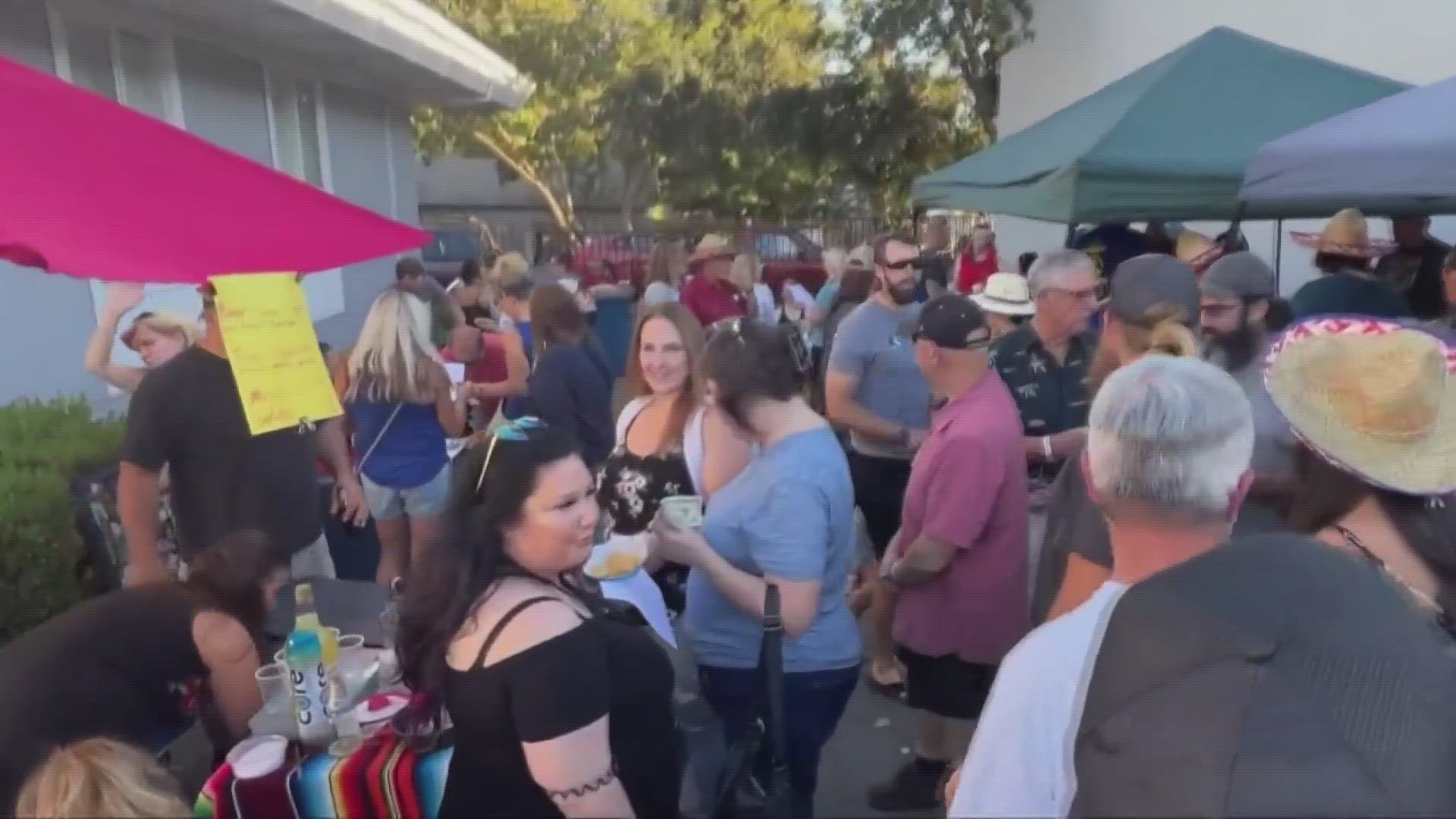 One of the competitors is keeping his mom’s historic, Sacramento salsa recipe alive.