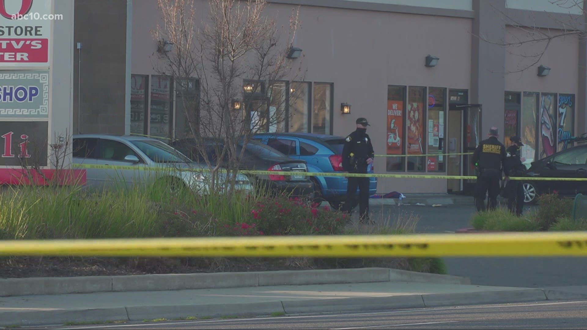 The Sacramento County Sheriff's Office is investigating a stabbing that happened on the 1400 block of Fulton Avenue.
