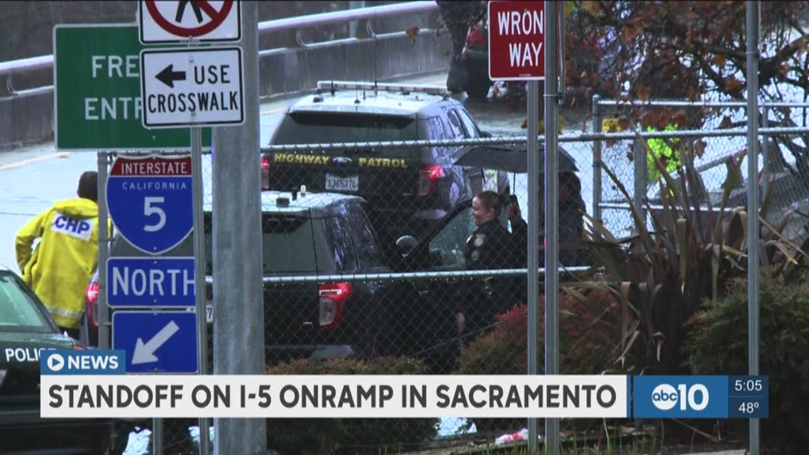 Standoff ends peacefully on I-5 ramp in Sacramento | abc10.com