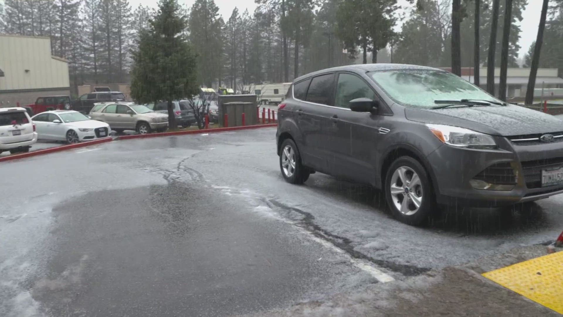 Pollock Pines on high alert as snow begins to pile up amid blizzard warning in Sierra