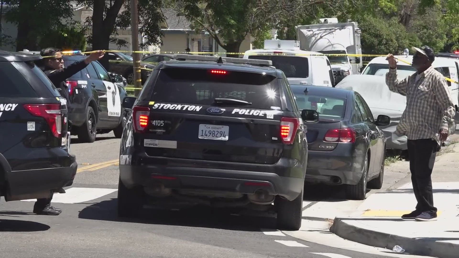 Just after 9:30 a.m., officers responded to the 600 block of El Camino Avenue to a report of the shooting.
