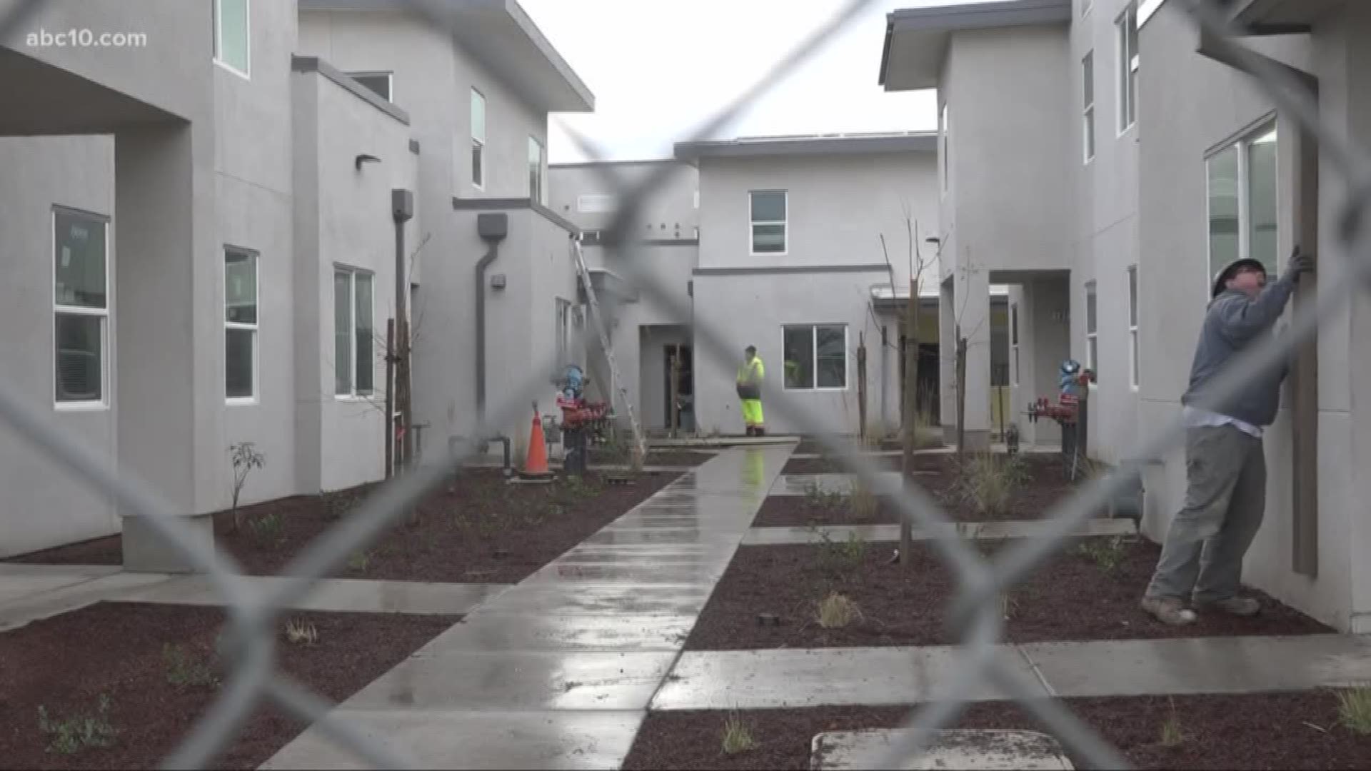 Gleaming, new low-income apartment units are replacing decades-old ones in South Stockton and ABC10 was there for the grand opening.