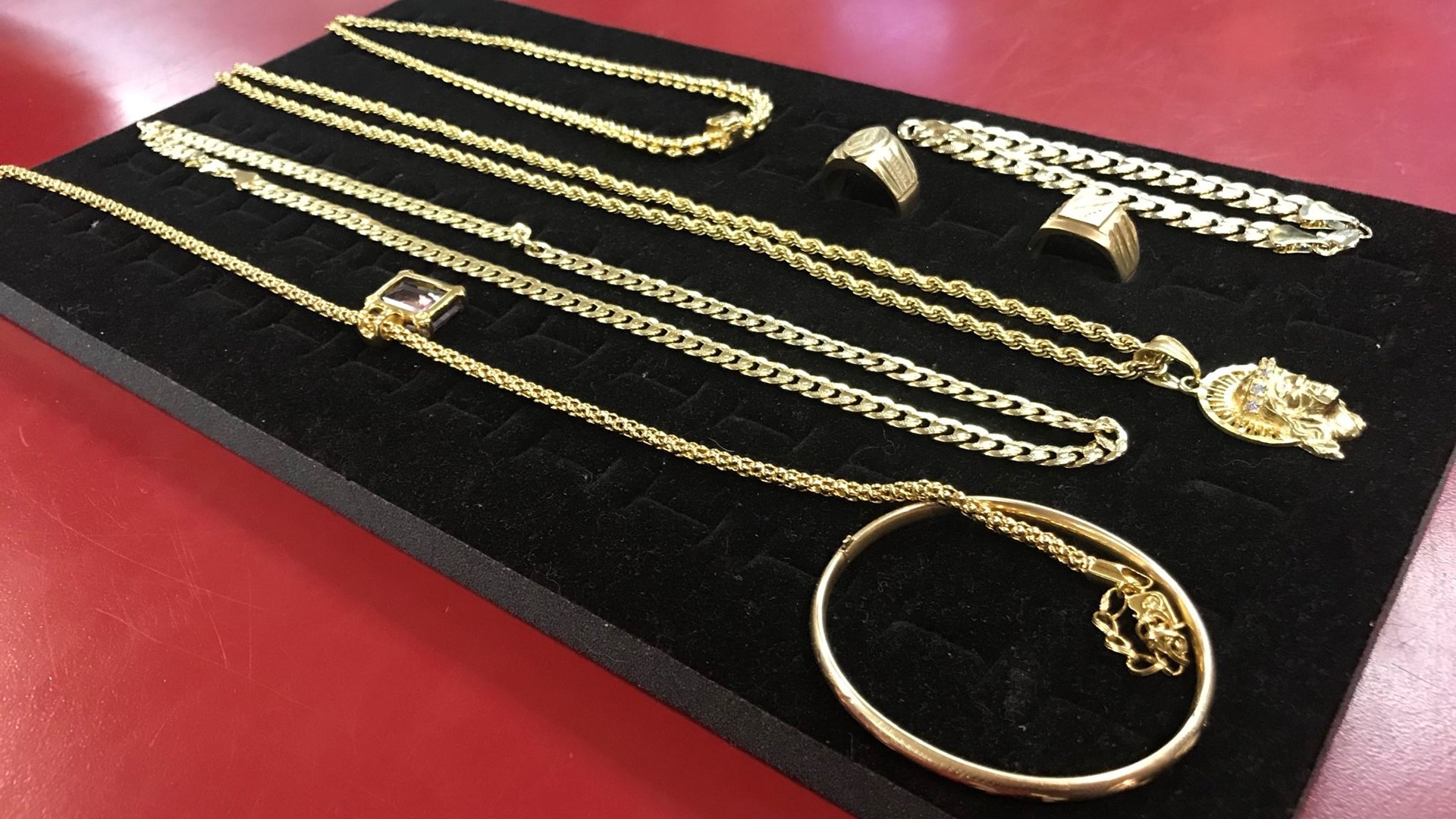 The Loyalty Pawn shop says they see at least 10 pieces of fake gold jewelry a week being brought in from people that may have fallen victim to a possible scheme.