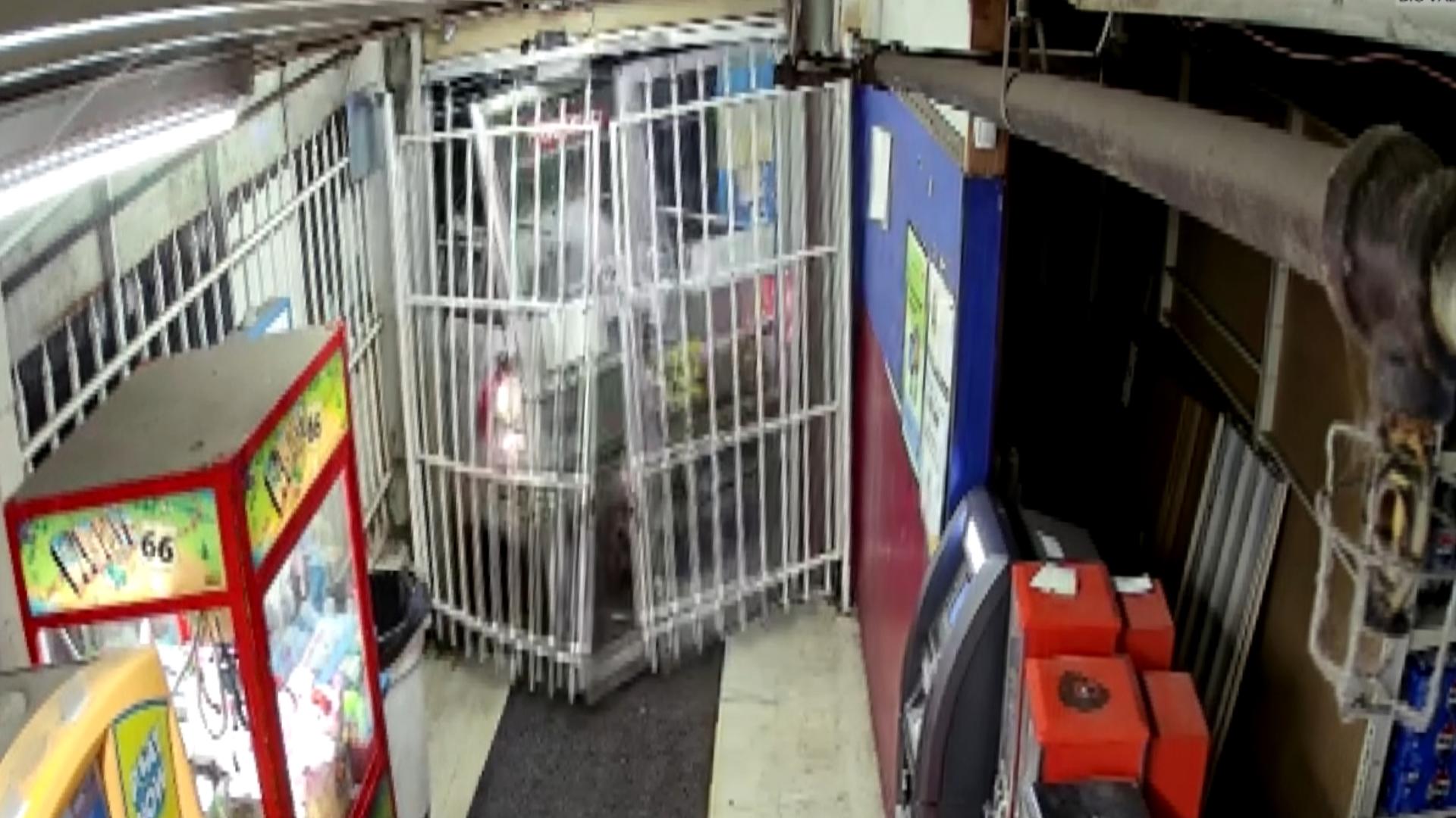 Pickup truck rams into Stockton store four times during attempted burglary