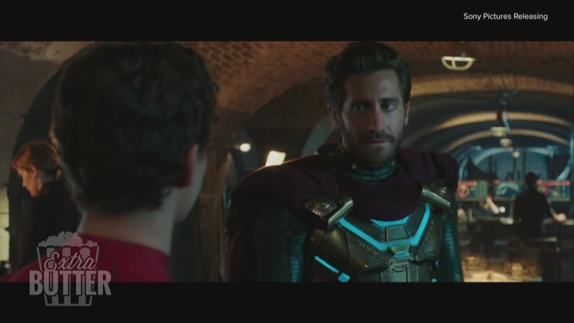 Jake Gyllenhaal talks about the expectations that come with joining the Marvel Cinematic Universe. He also tries to explain the plot of 'Spider-Man: Far From Home' but doesn't get far.