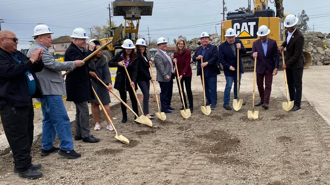 Stockton breaks ground on new low-barrier homeless shelter | abc10.com