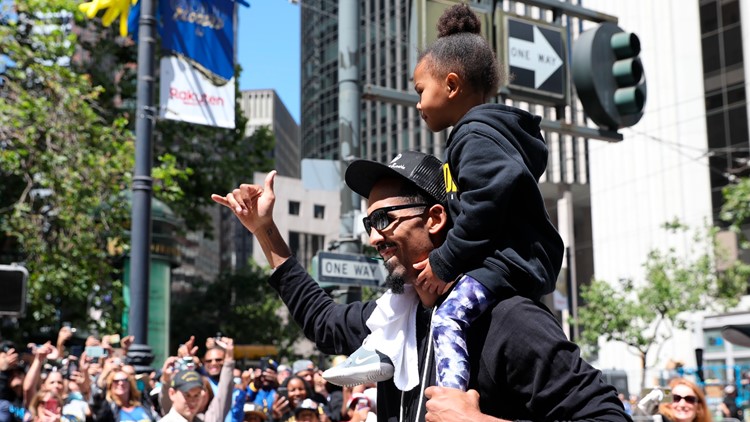 PHOTOS: Golden State Warriors victory parade - ABC7 New York