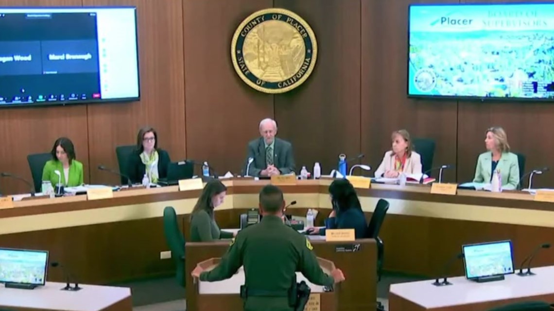 Sheriff Wayne Woo speaks at meeting after murder suspect escape - Vimarsana News