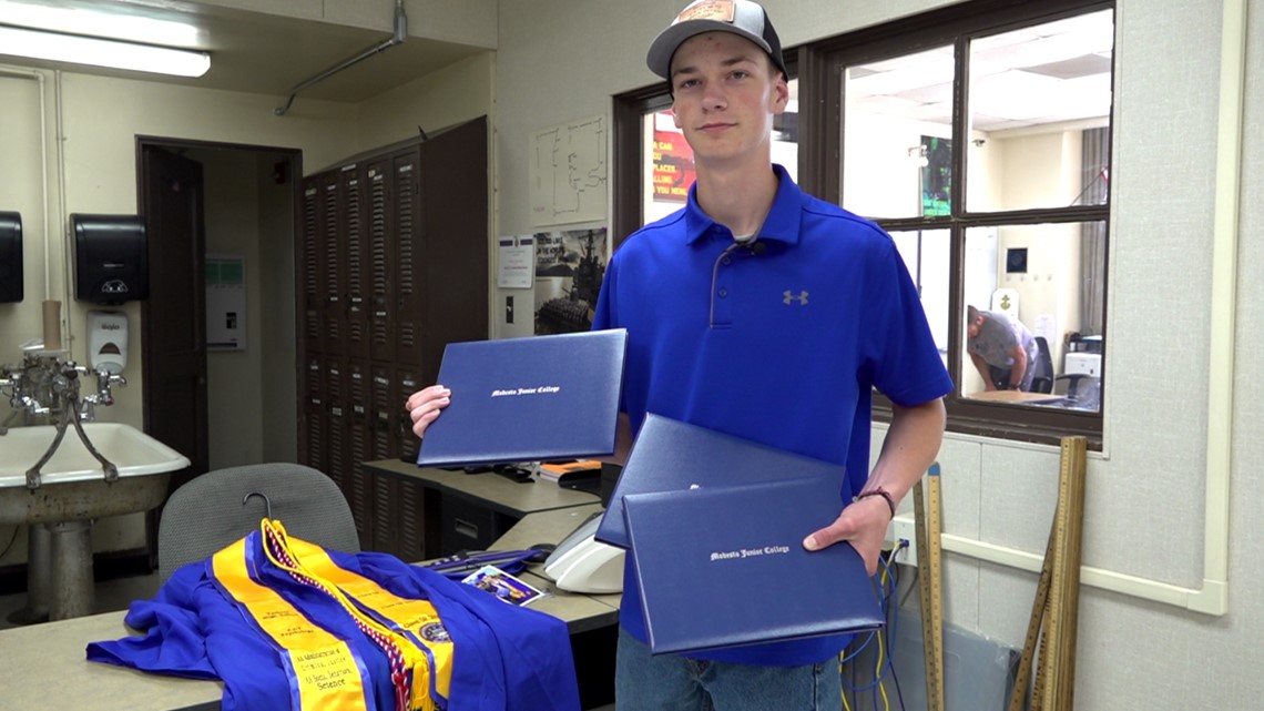Turlock teen to graduate high school with three AA degrees