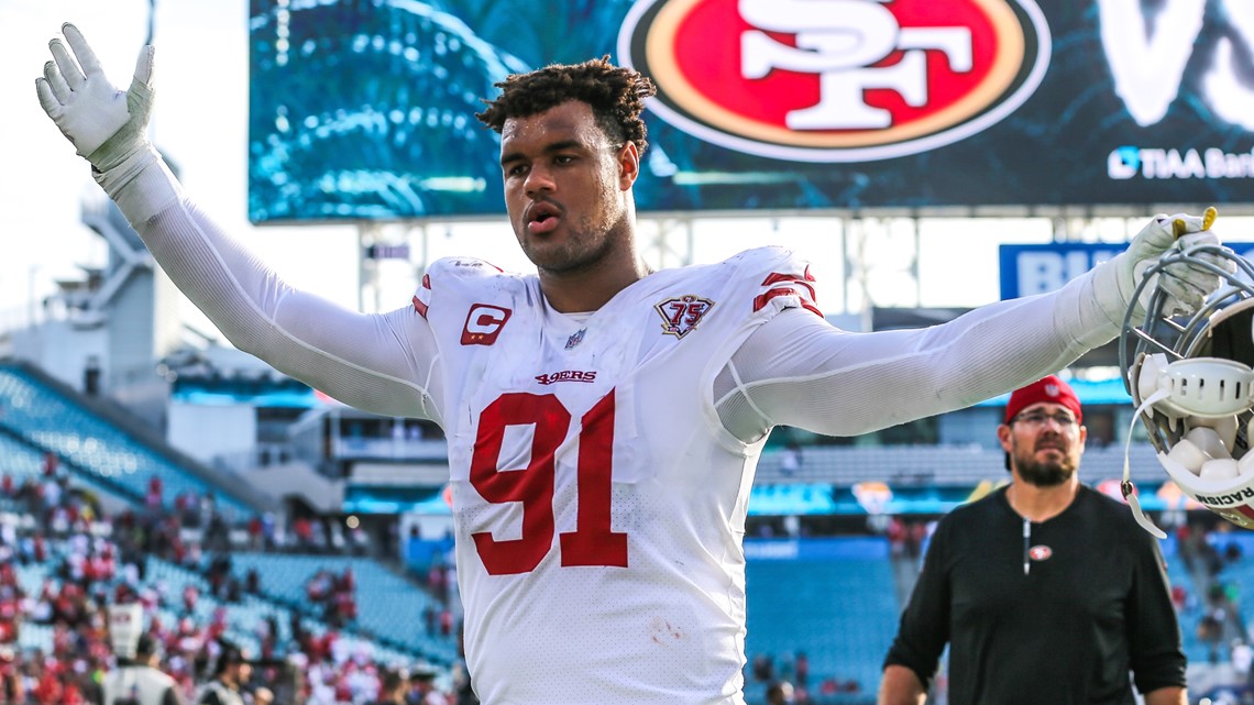 Arik Armstead Named 49ers Walter Payton Man of the Year for Second