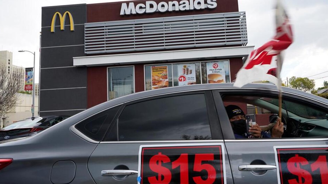 California fast-food bill seeks to give workers more power - Vimarsana News