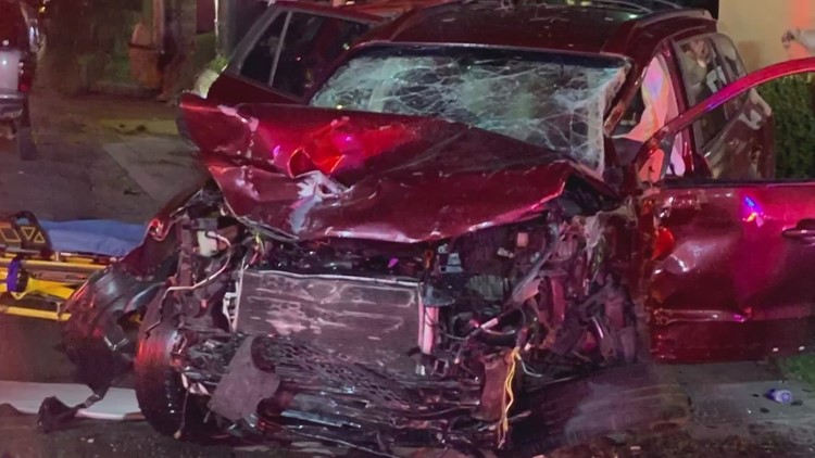 1 killed, 4 hurt in Sacramento crash | Top 10