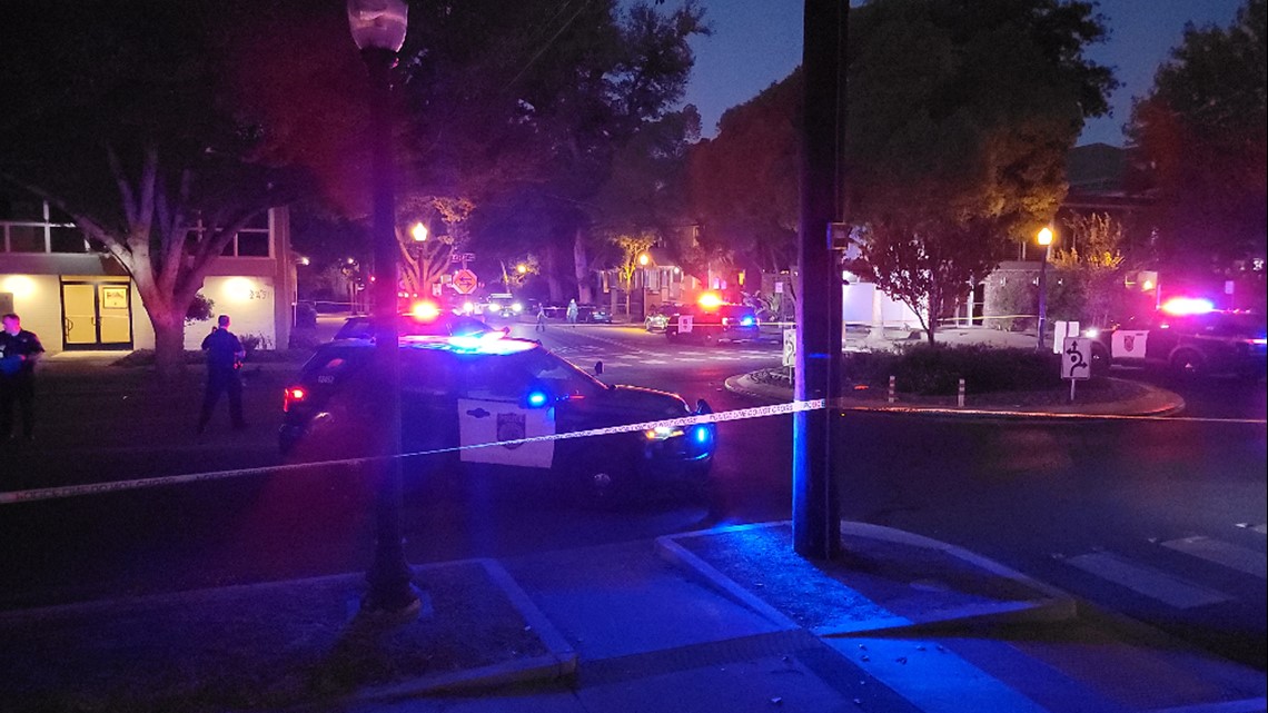 Motorcyclist Dies After Crash In Sacramento Police Say 7247