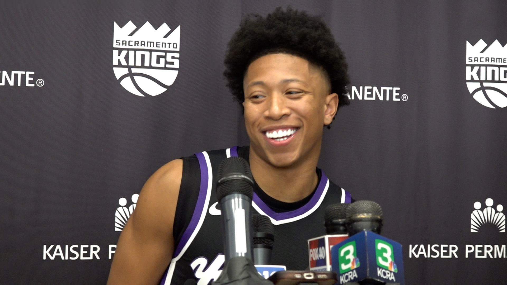 Sacramento Kings Media Day | Boogie Ellis talks about the example set by veterans on the team