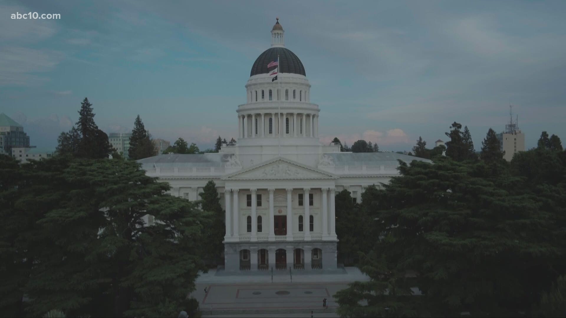 In 2019, Kiley introduced a bill that would require a special election in the event a congressional seat is vacated in California.