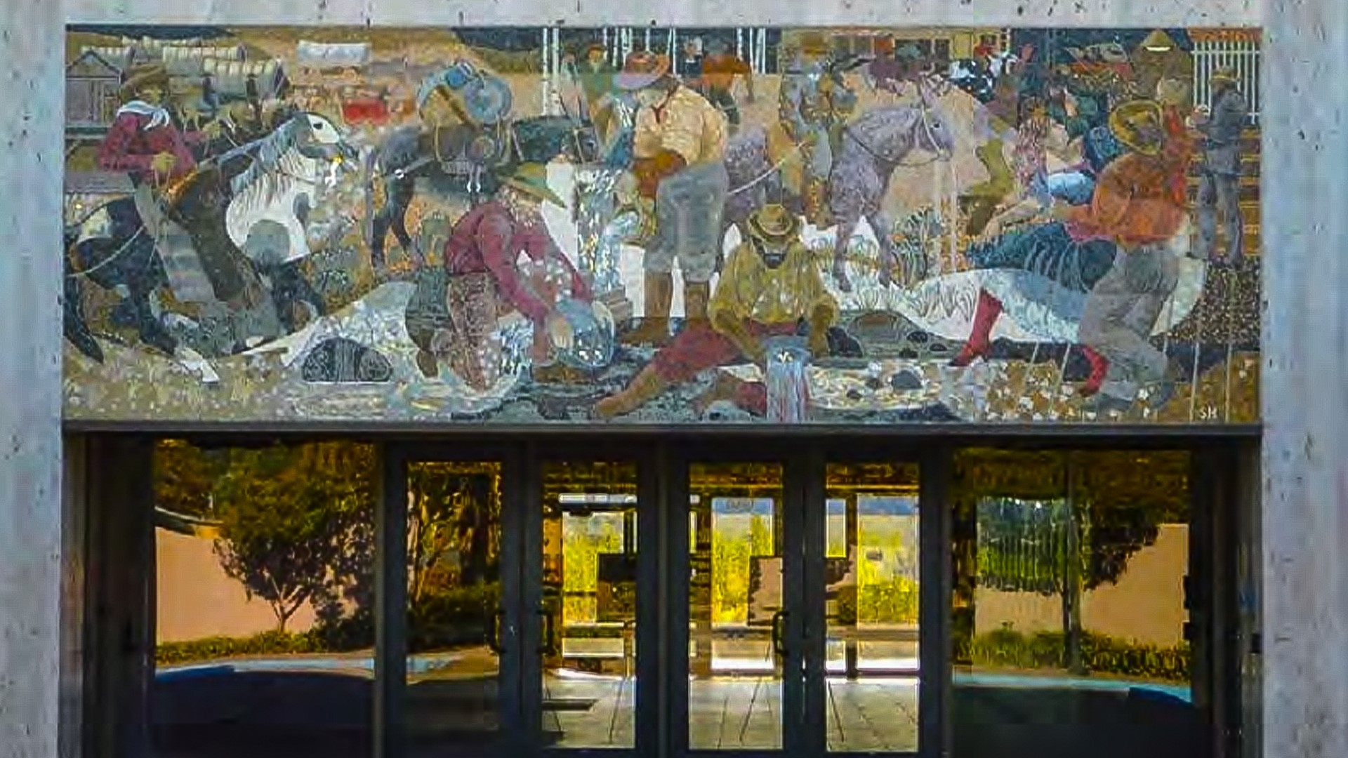 Sacramento bank with historic art facing demolition could be safe