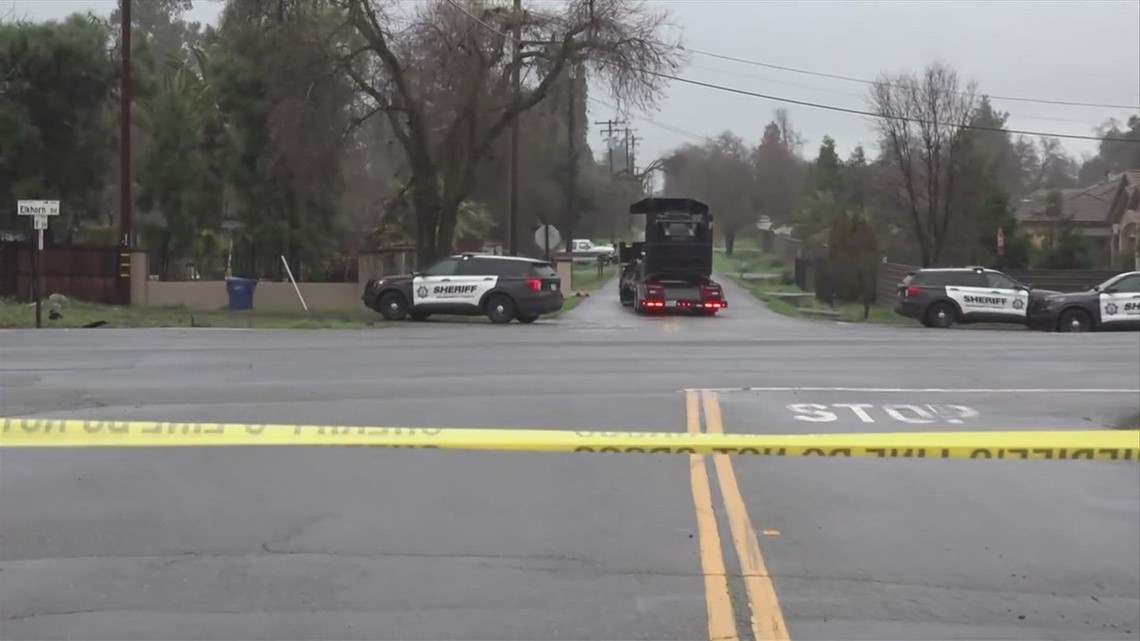 Sacramento County Deputies Swat In Standoff With Rio Linda Carjacking