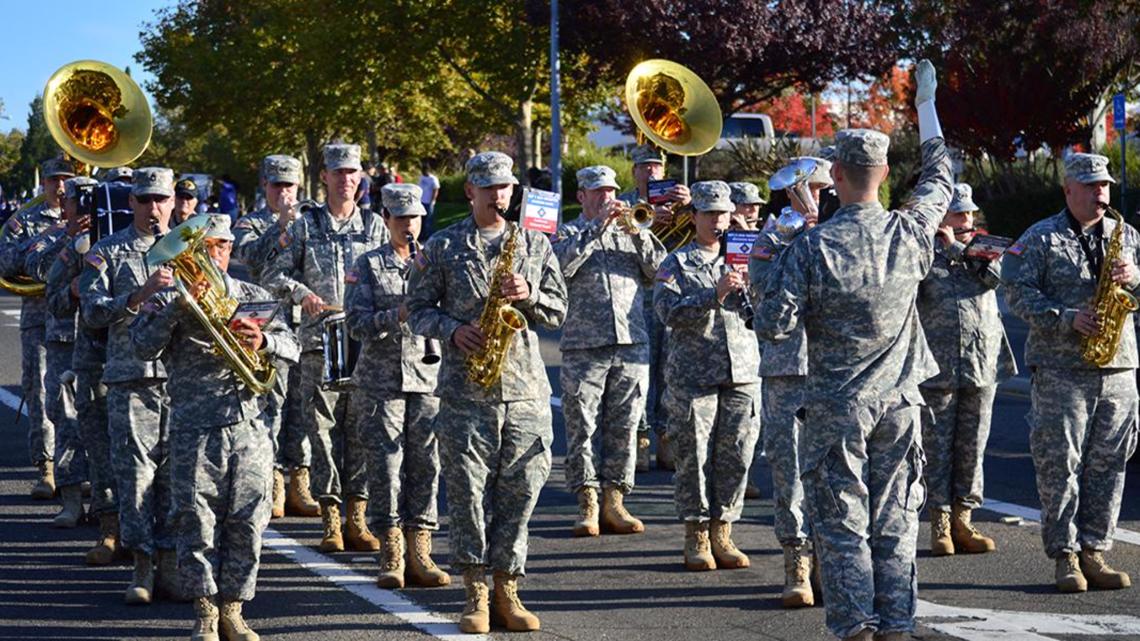 Veterans day 2024 calendar with holidays