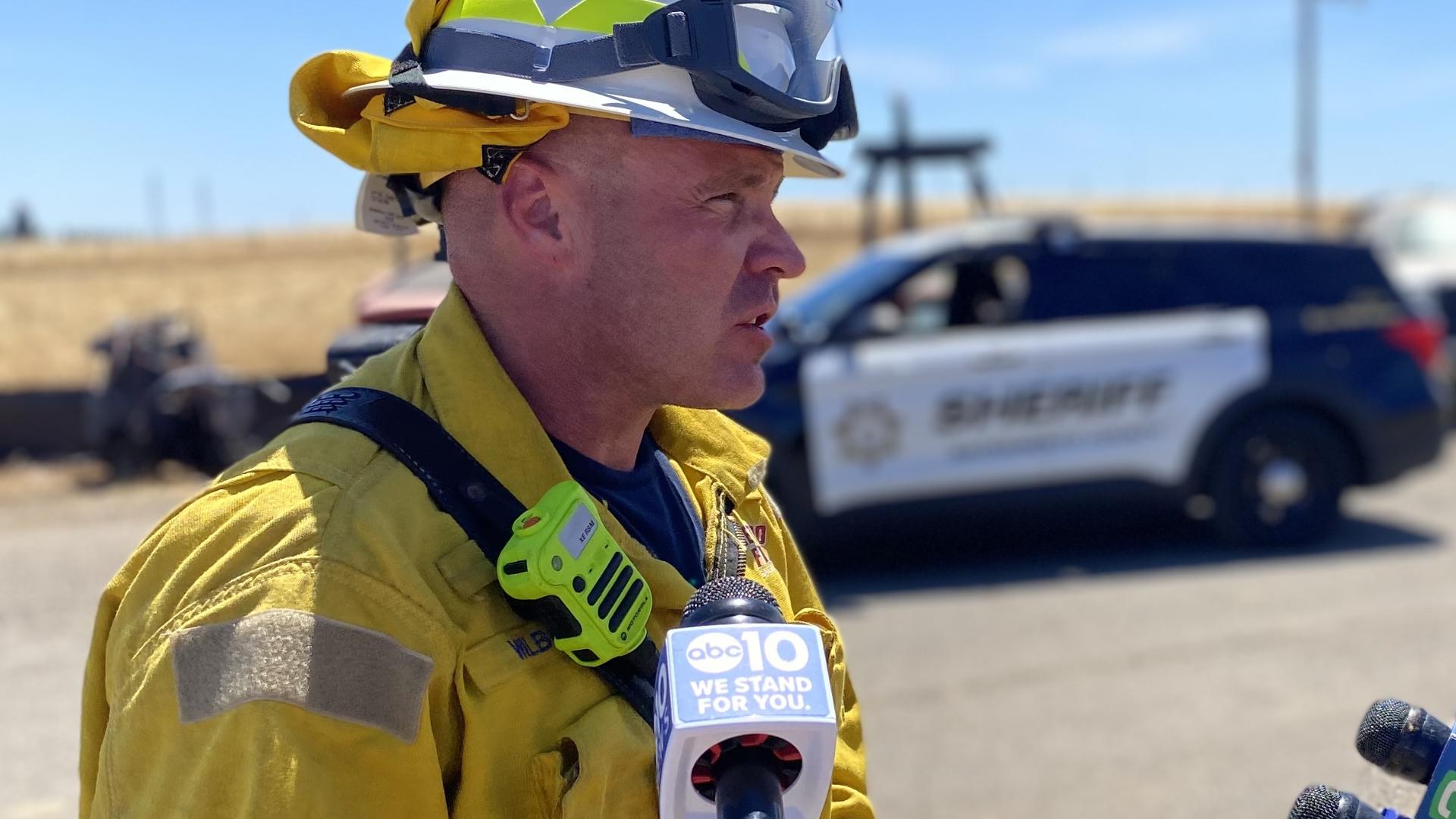 Sacramento Metropolitan Fire District provides an update after an 800-acre fire in Sacramento County, near Jackson and Excelsior.