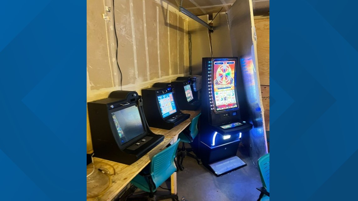 Police arrest 7 in Stockton after warrant finds illegal gambling - Vimarsana News