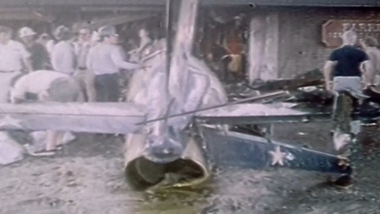HONORED ASHES, STORIES UNTOLD: Sacramento's deadliest plane crash