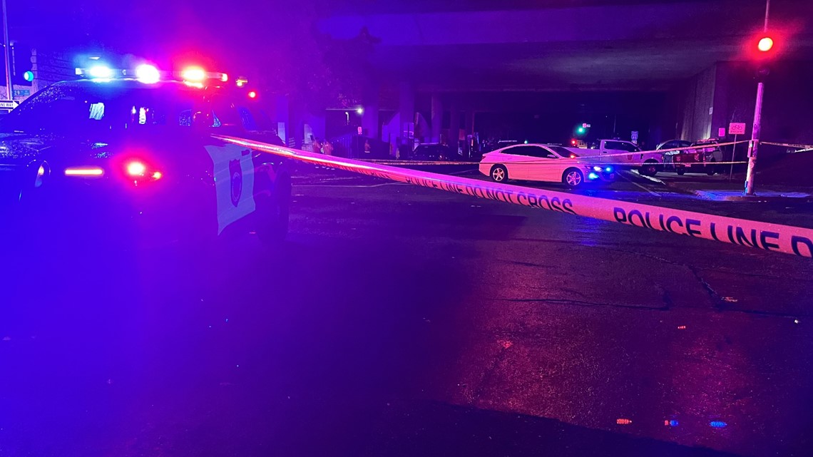 Sacramento police standoff with 'armed suspect' ends | abc10.com