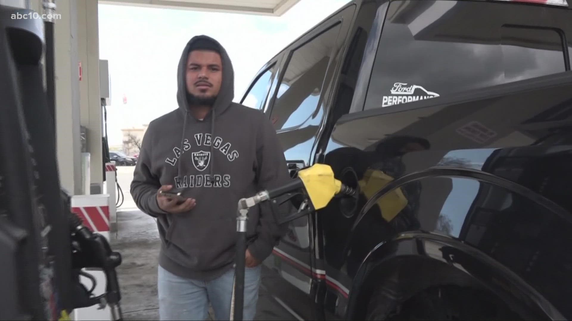 ABC10’s Kurt Rivera speaks with a Lathrop resident who travels part-time to the Bay Area, but his plans to drive a truck might change to a less gas-guzzling car.