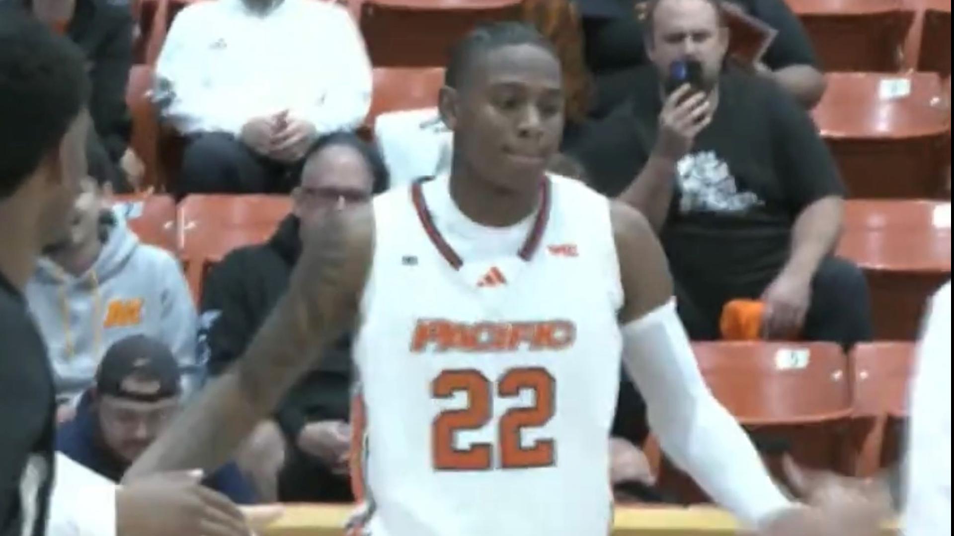 Dave Smart era starts off with bang, as the Pacific Tigers defeat the Jessup Warriors 92-65 in home opener