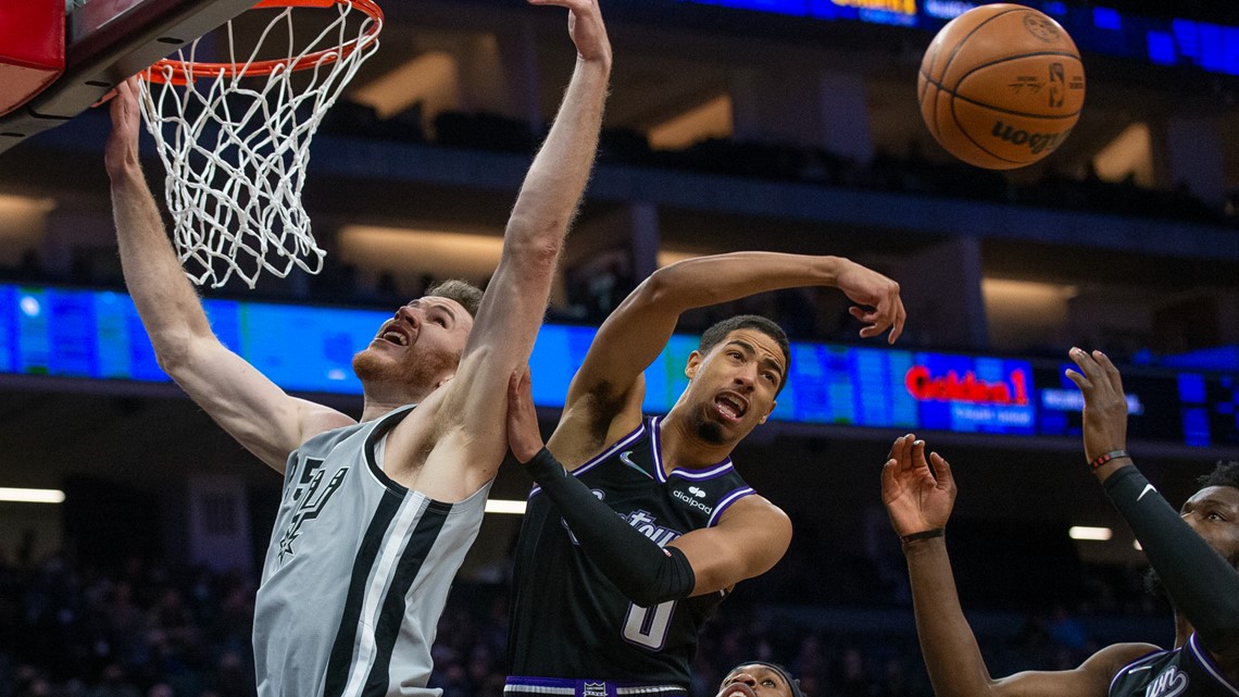 Sacramento Kings Beat The San Antonio Spurs | Abc10.com