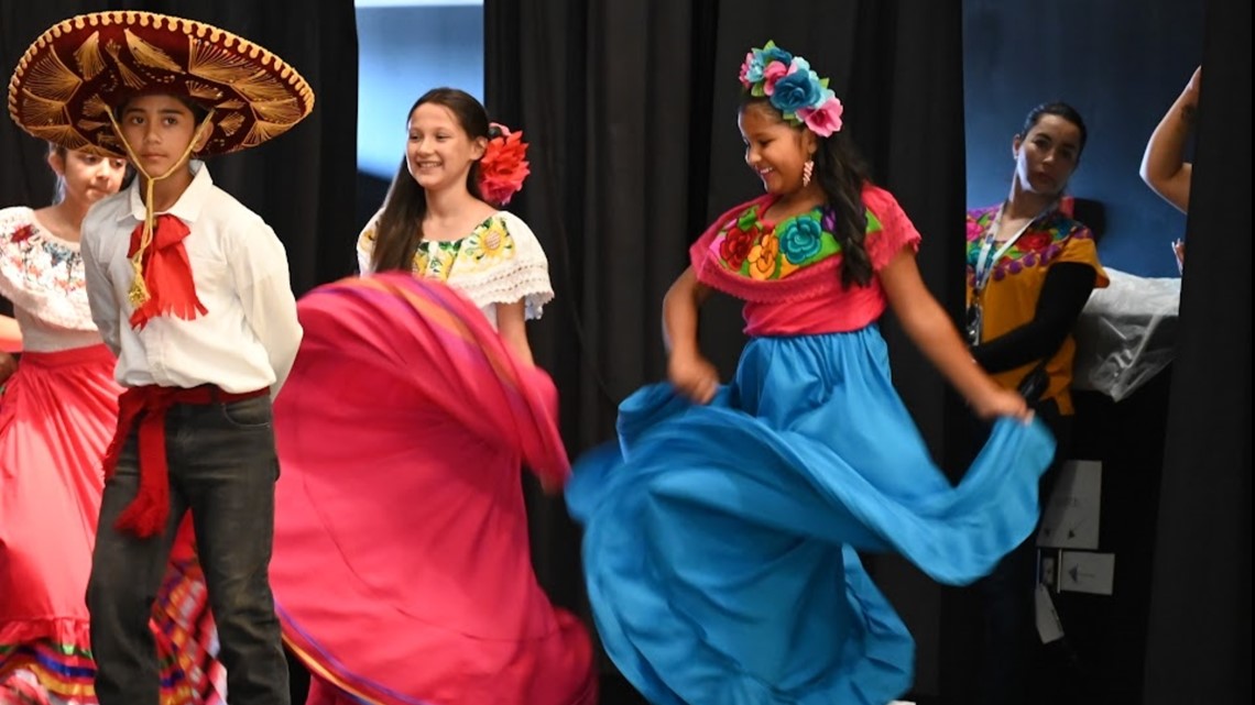 How a French Camp school's dance celebrates Mexican Independence Day