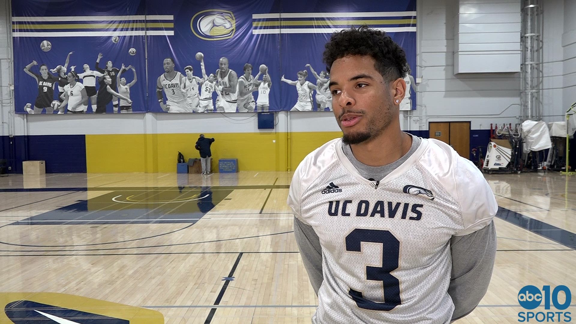 ABC10's Lina Washington interviews UC Davis Aggies star football player Keelan Doss ahead of the FCS Playoffs.