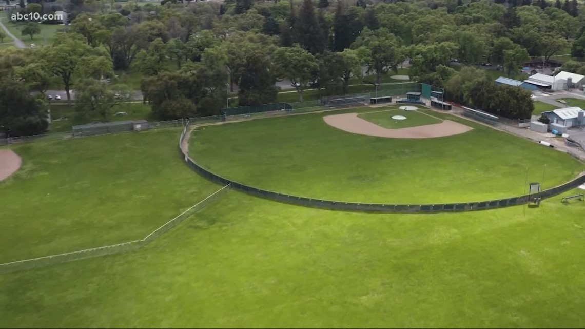 Vacaville High School's baseball team edged out by Elk Grove in