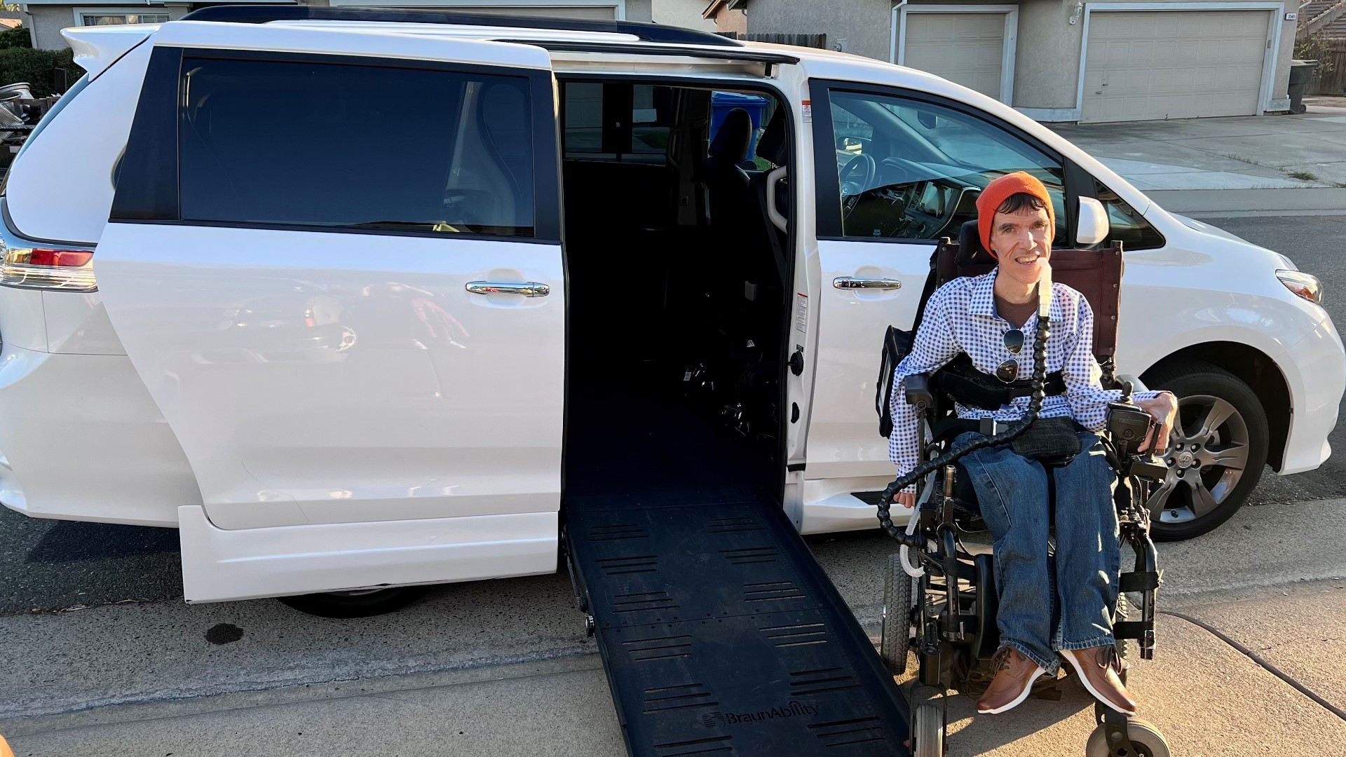 With the help of a GoFundMe campaign raising more than $14,000, John Kerr was able to find a new wheelchair-accessible van online that met his needs.