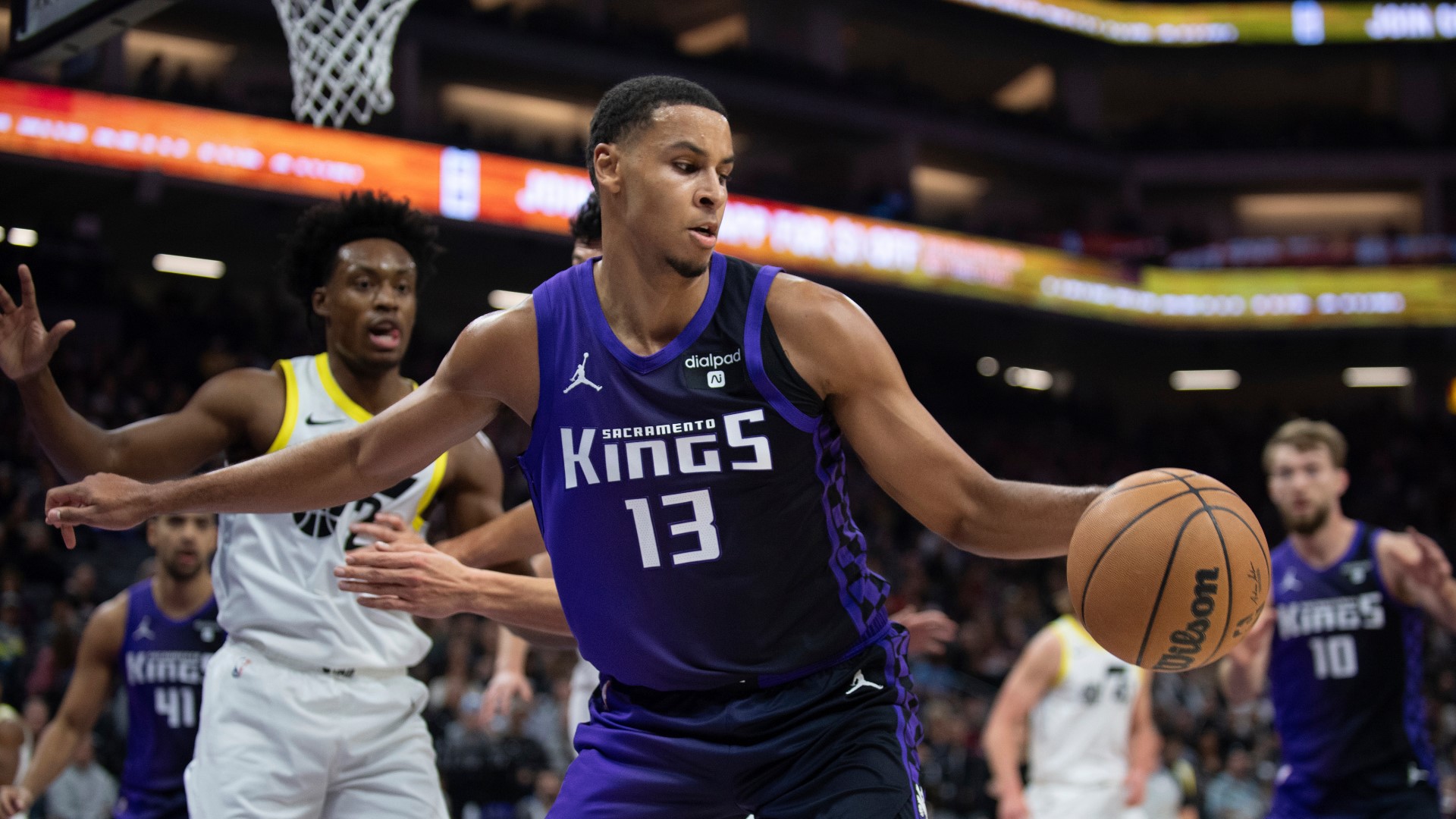 Sacramento Kings to a 125-104 victory over the Utah Jazz Saturday night.