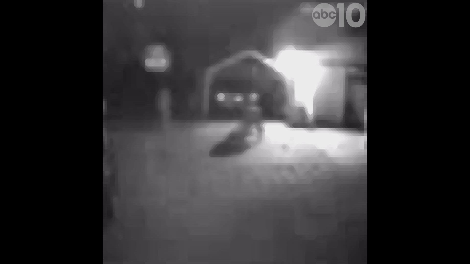 Convicted sex offender breaks into and stands in childs bedroom, captured by parents abc10 image