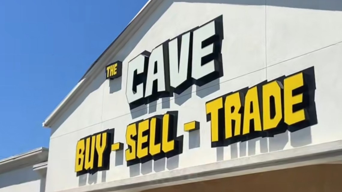 Collector Relocates Man Cave - Antique Trader