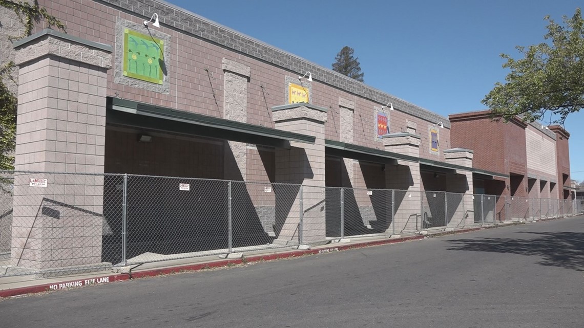 Oak Park grocery store opening delayed again Stockton company