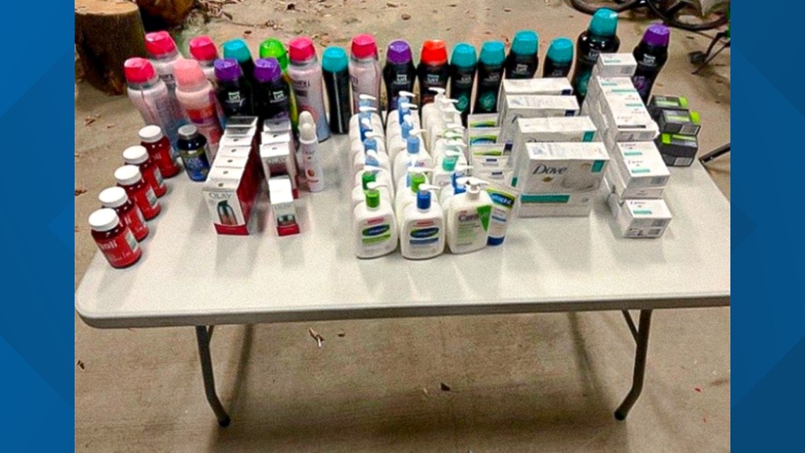 Davis police tail suspects grabbing items recovers stolen goods - Vimarsana News