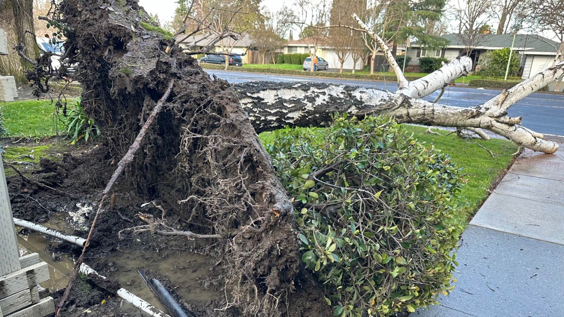 California storm update: live radar, traffic map, power outages