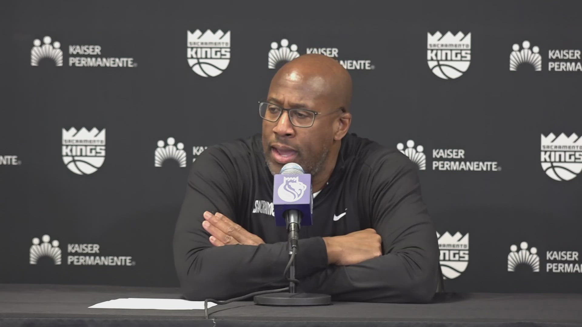 Sacramento Kings head coach Mike Brown speaks about the disappointing loss to the San Antonio Spurs.