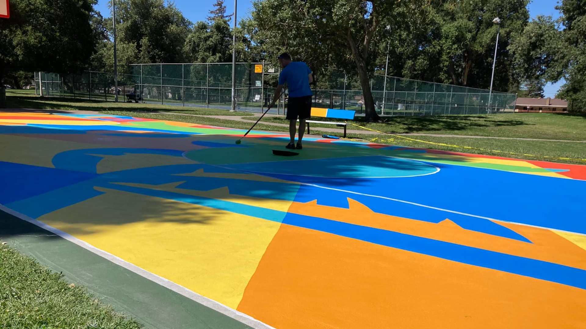 Nationally renowned mural artist and world record holder Jason Tetlak is turning the basketball court at Dentoni Park in Stockton into a colorful playground.